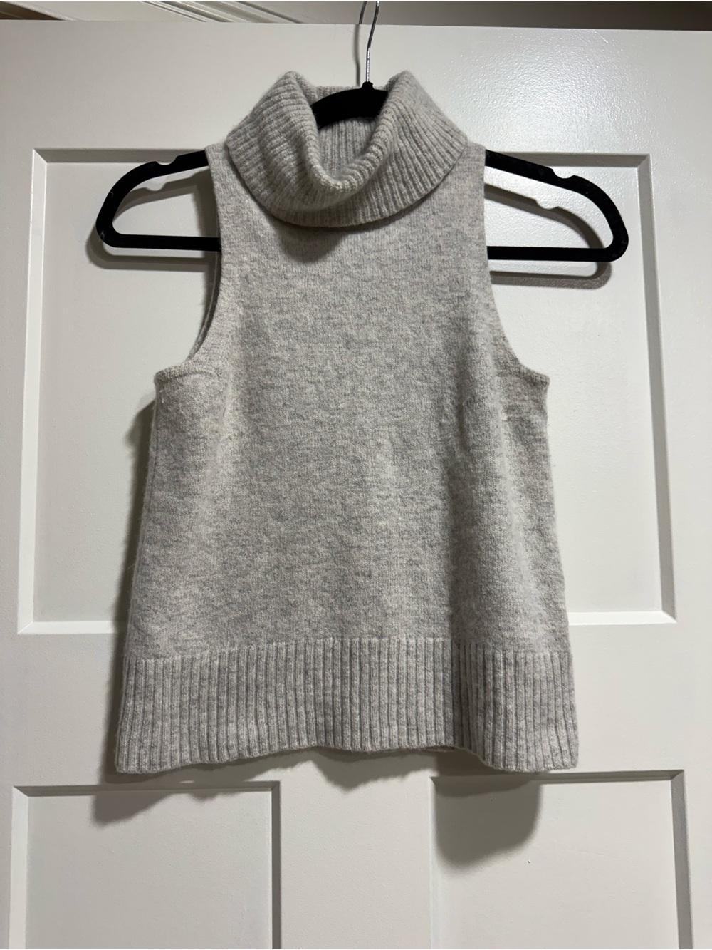 Madewell Sleeveless Turtleneck Sweater Vest — Light Gray